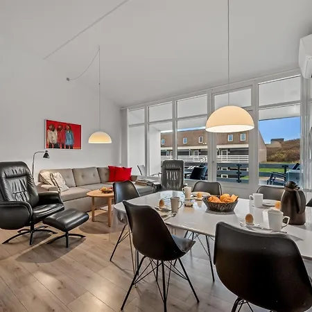 Lägenhet Frosina - 200m From The Sea By Interhome *